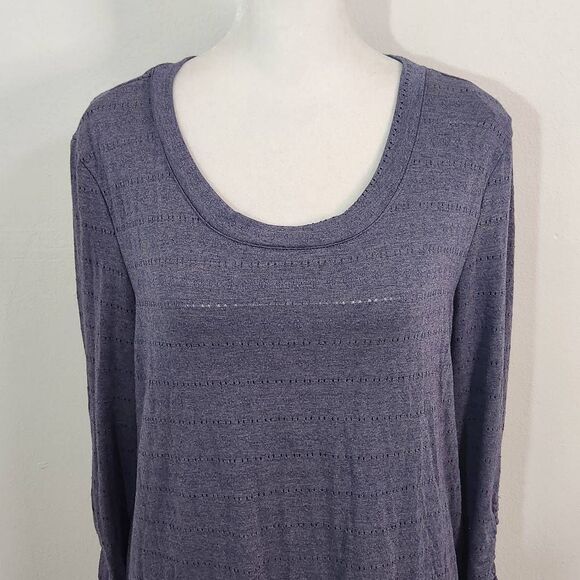 Life Style Navy T-Shirt NWT Size Small Long Sleeve Navy Tee - Picture 2 of 10